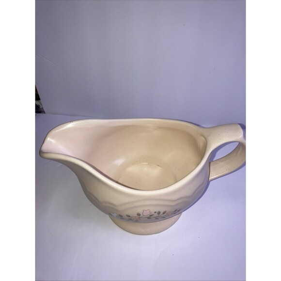 Pfaltzgraff Remembrance Creamer  Sauce Gravy Boat 7.75in long - Picture 4 of 8
